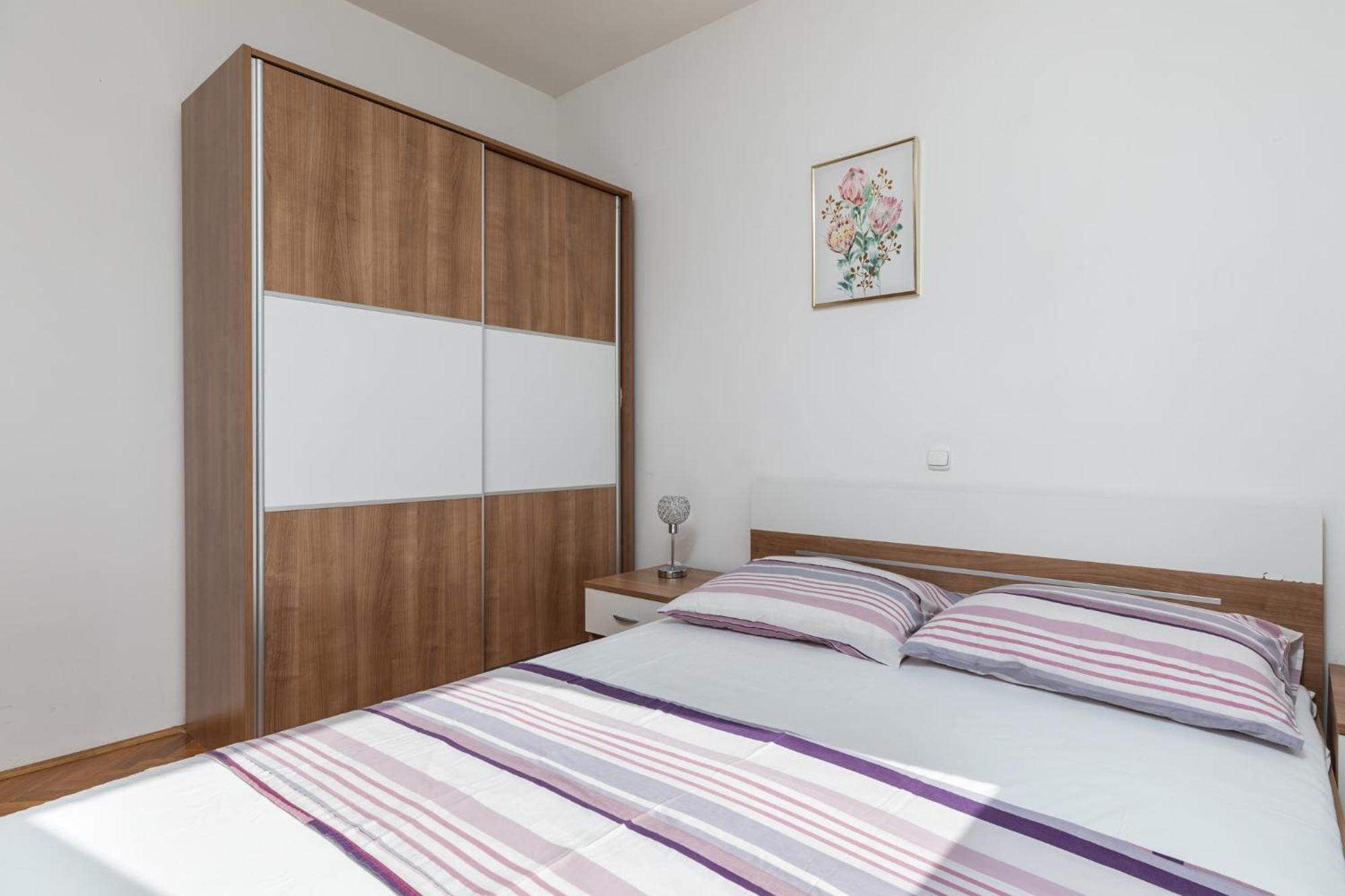 Apartment Marijo Omiš Exteriör bild